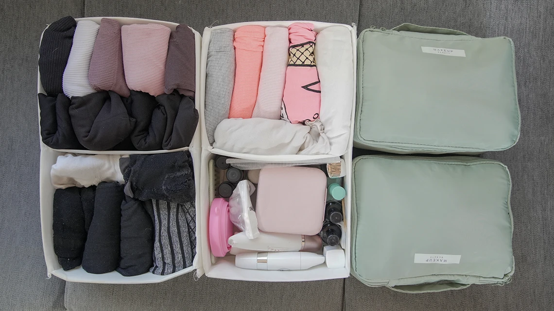 Minimalismo real en camper ropa interior neceser destino camper Minimalismo real en camper ropa interior neceser destino camper