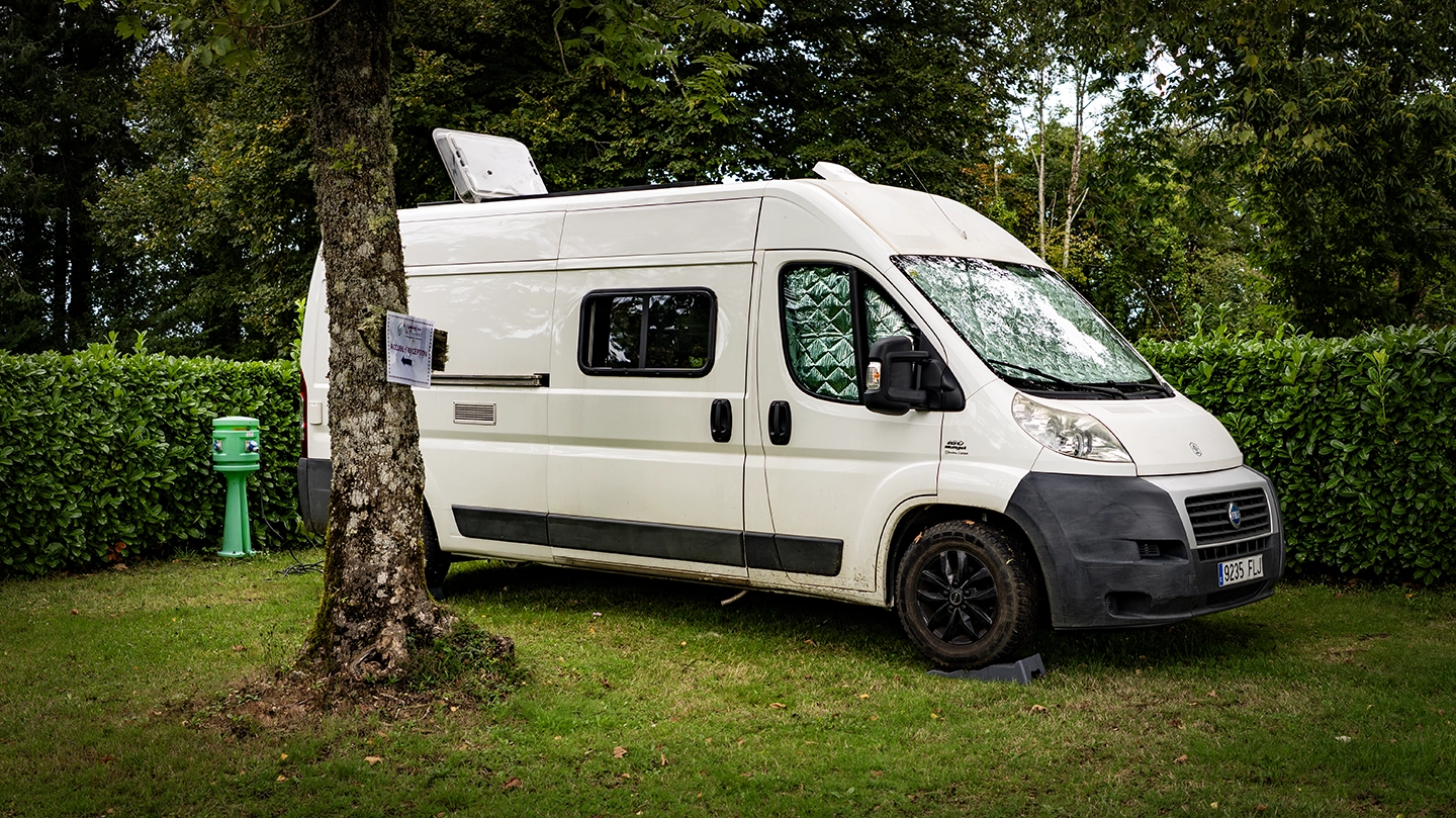 Camping barato en Corrèze portada del blog destino camper Camping barato en Corrèze portada del blog destino camper