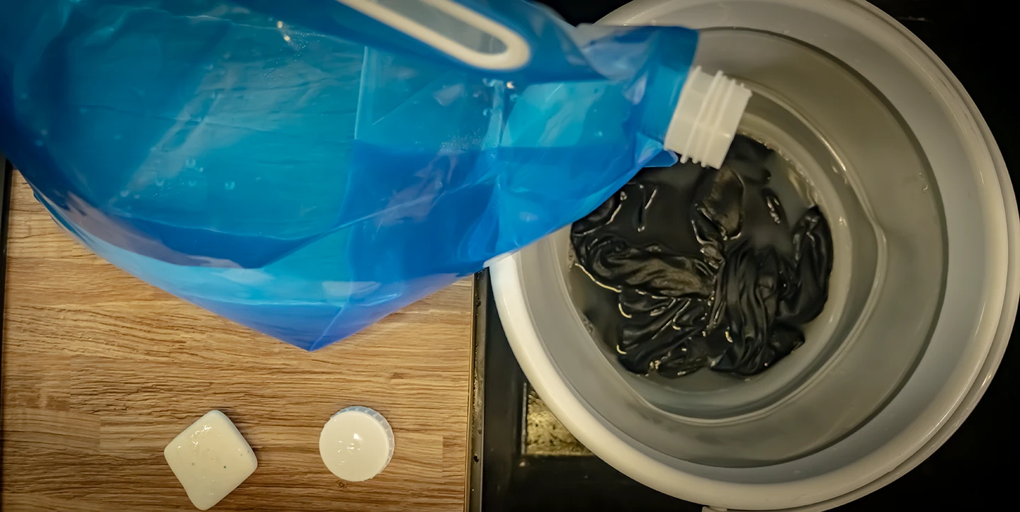 lavar la ropa en camper cubo y lavadora portatil destino camper lavar la ropa en camper cubo y lavadora portatil destino camper