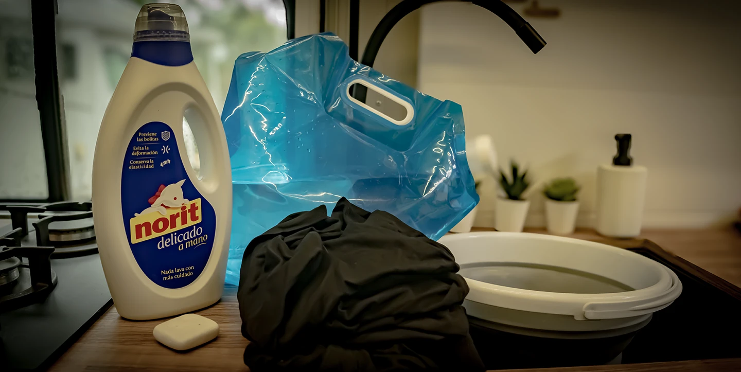 Destino Camper | Lavar la ropa en camper: guía práctica en 30 minutos lavar la ropa en camper destino camper