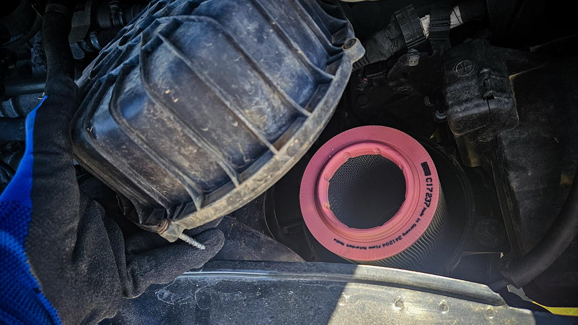 cambiar filtro del aire fiat ducato retirar tapa y cambiar