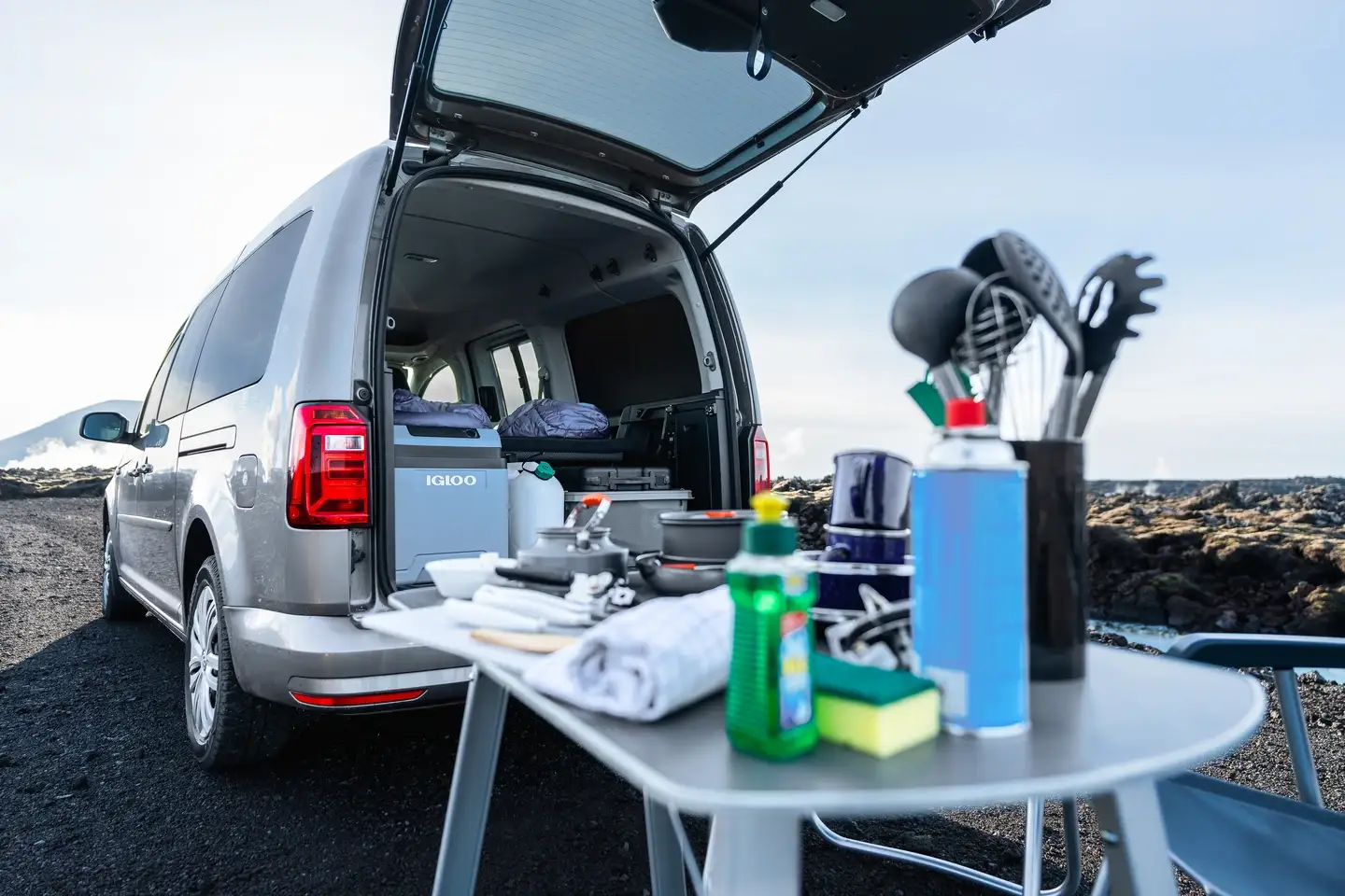 Alquilar camper compacta en Islandia
