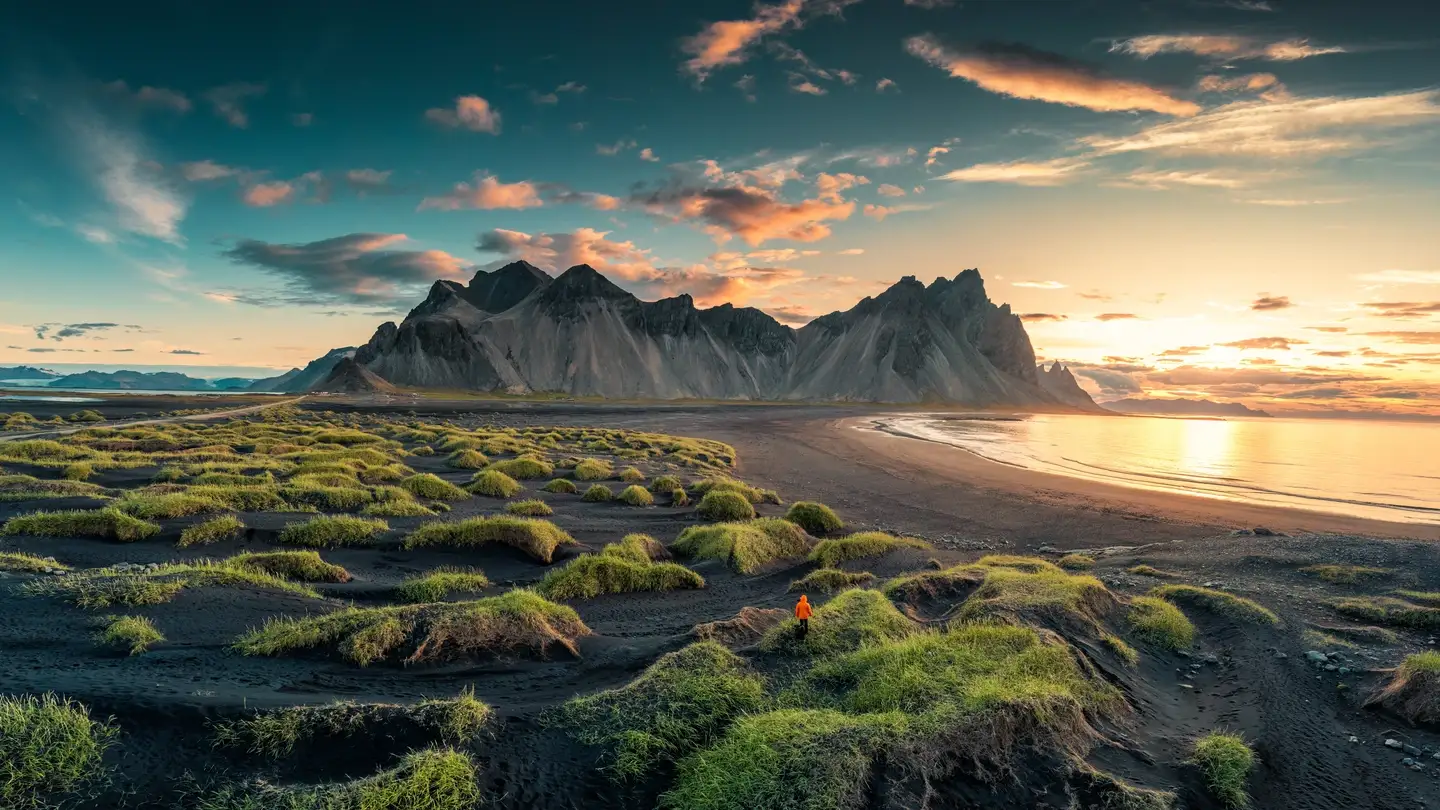 Islandia en autocaravana viviendo experiencia unica alquilando autocaravana Vestrahorn